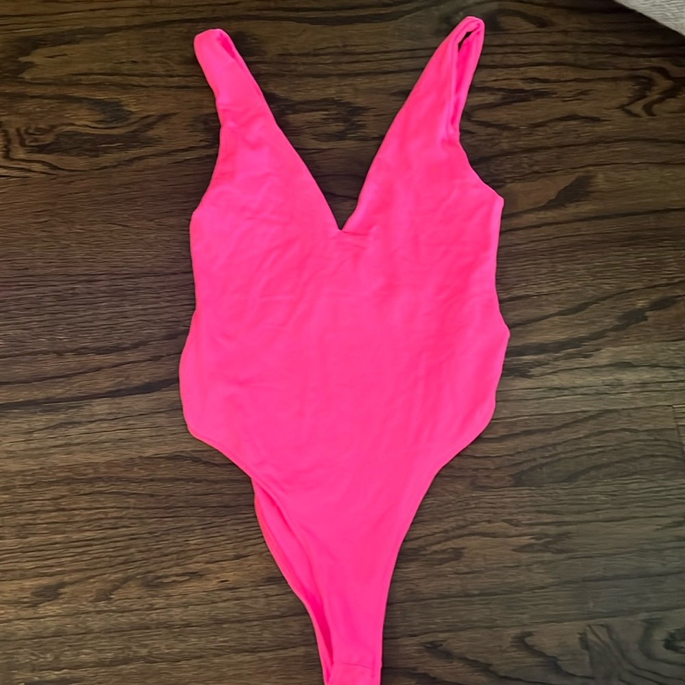 Zara hot pink V neck bodysuit